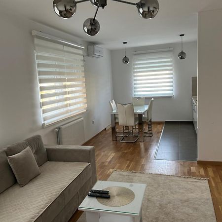 Apartman Vrbas 1 + Podzemna Garaza Banja Luka Ngoại thất bức ảnh