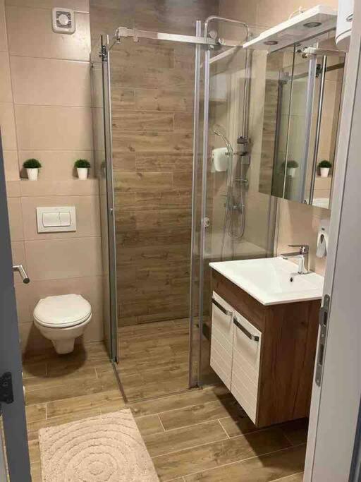 Apartman Vrbas 1 + Podzemna Garaza Banja Luka Ngoại thất bức ảnh