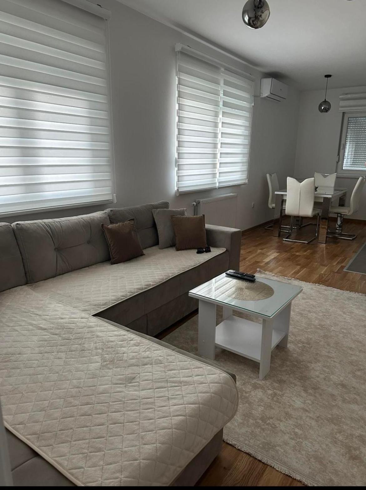 Apartman Vrbas 1 + Podzemna Garaza Banja Luka Ngoại thất bức ảnh